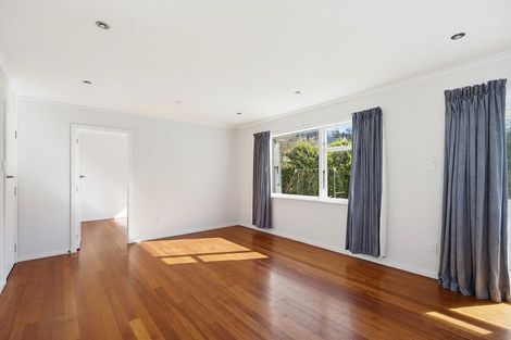 Photo of property in 3/139 Queens Drive, Lyall Bay, Wellington, 6022