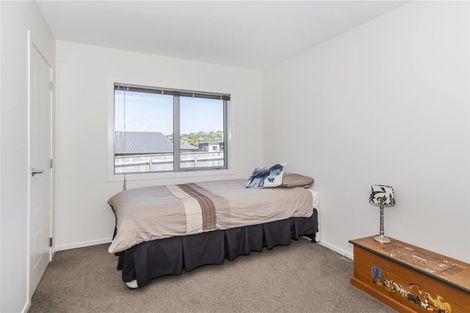Photo of property in 50 Mo Street, Camborne, Porirua, 5026