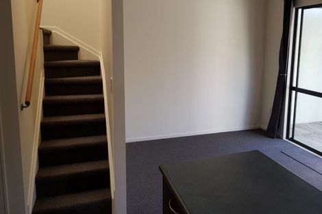 Photo of property in 8/3 Orwell Road, Greenhithe, Auckland, 0632