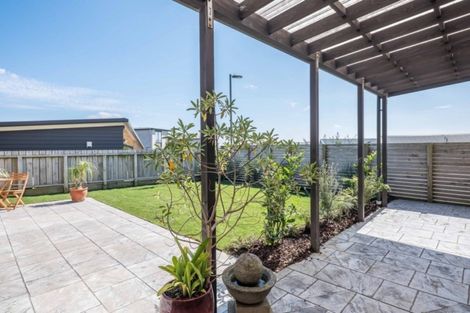 Photo of property in 8 Tea Tree Lane, Woodridge, Wellington, 6037