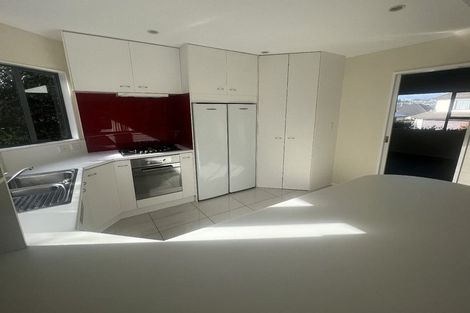 Photo of property in 122 Westchester Drive, Churton Park, Wellington, 6037