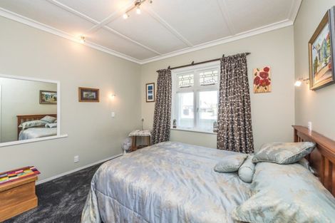 Photo of property in 3 Ngapuhi Street, Saint Johns Hill, Whanganui, 4501
