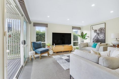 Photo of property in 15 Satchmo Place, Rototuna North, Hamilton, 3210