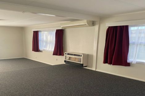 Photo of property in 95 Apollo Parade, Milson, Palmerston North, 4414
