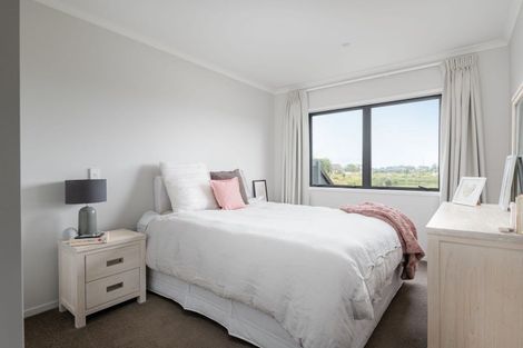 Photo of property in 8/37 North Ridge Drive, Rototuna North, Hamilton, 3210