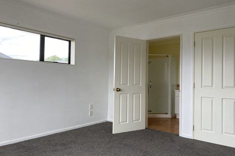 Photo of property in 227 Triangle Road, Massey, Auckland, 0614