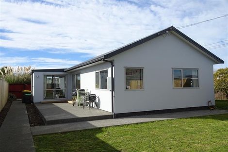 Photo of property in 10/71 Estuary Road, New Brighton, Christchurch, 8061