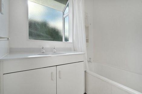 Photo of property in 104 Ballantyne Street, Frimley, Hastings, 4120