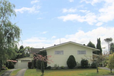 Photo of property in 107 Richmond Avenue, Richmond Heights, Taupo, 3330