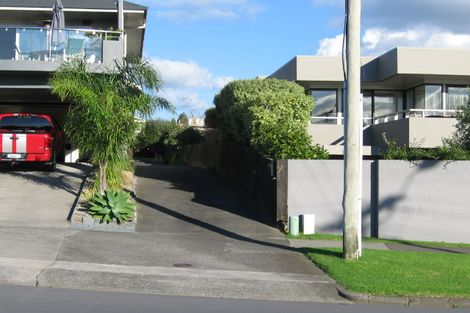 Photo of property in 32a Takutai Avenue, Bucklands Beach, Auckland, 2012