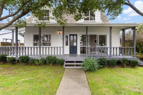 Photo of property in 1/54 De Quincey Terrace, Highland Park, Auckland, 2010