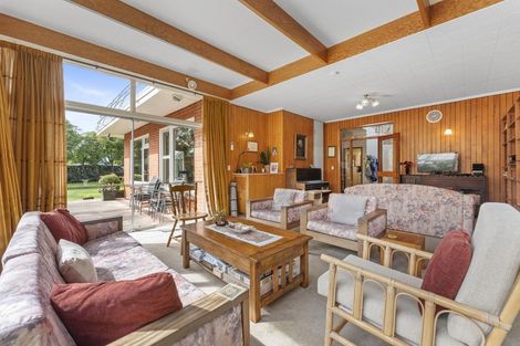 Photo of property in 11 Hughes Avenue, Hokowhitu, Palmerston North, 4410