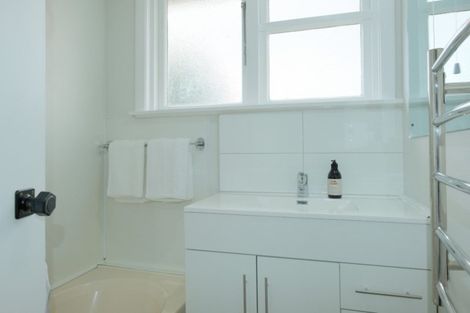 Photo of property in 14 Burgess Street, Green Island, Dunedin, 9018