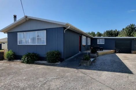 Photo of property in 82 Koputara Road, Himatangi Beach, Foxton, 4891