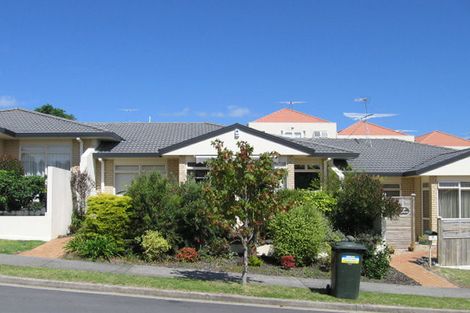 Photo of property in 4/1-5 Gleanor Avenue, Oteha, Auckland, 0632