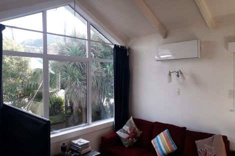 Photo of property in 9 Swansea Street, Khandallah, Wellington, 6035