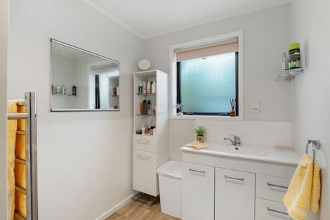 Photo of property in 32 Nixon Street, Tinwald, Ashburton, 7700