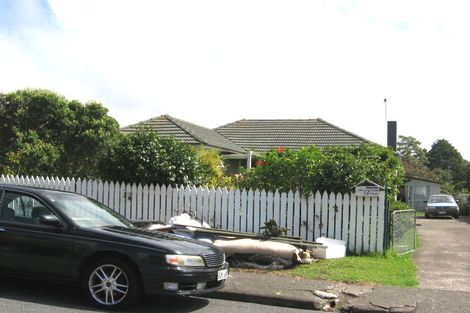 Photo of property in 12 Tamariki Avenue, Kelston, Auckland, 0602