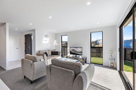 Photo of property in 42 Hinaki Street, Poike, Tauranga, 3112