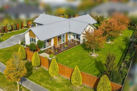 Photo of property in 13 Lynley Drive, West Melton, 7618