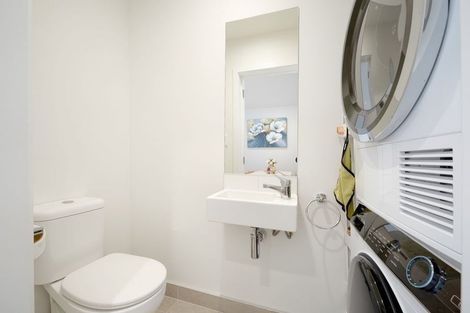 Photo of property in 22 Tokai Place, Glen Eden, Auckland, 0602