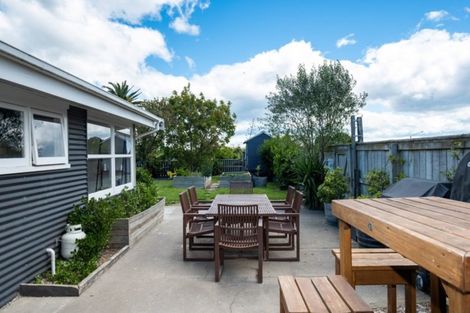 Photo of property in 72 Beach Road, Haumoana, 4102