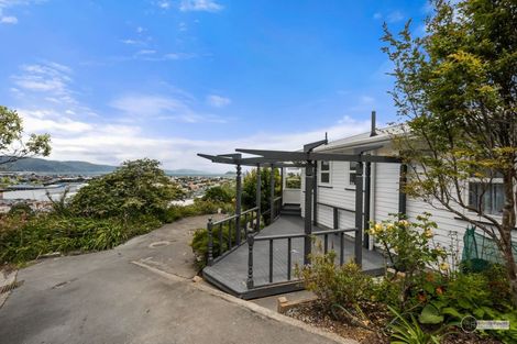 Photo of property in 18 Magnolia Grove, Maungaraki, Lower Hutt, 5010