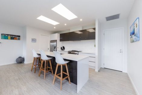 Photo of property in 33 Hartwell Drive, Kelvin Grove, Palmerston North, 4470