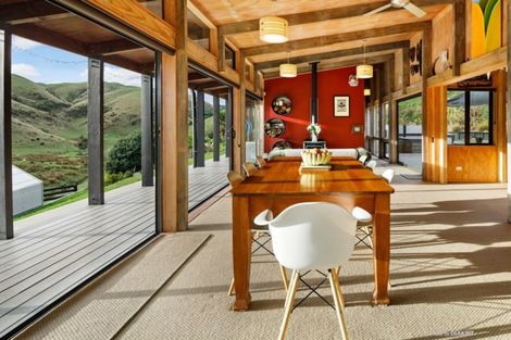 Photo of property in 823 Ohariu Valley Road, Ohariu, Wellington, 6037