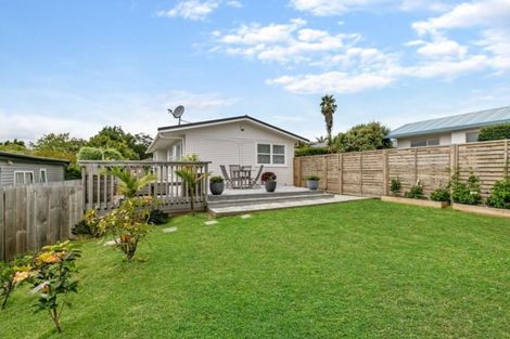 Photo of property in 3a Gazelle Avenue, Beach Haven, Auckland, 0626