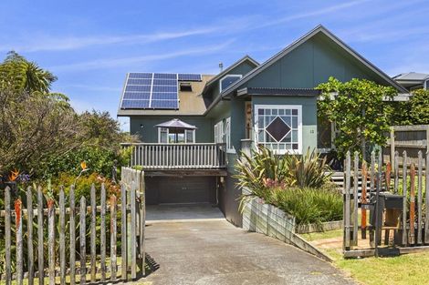 Photo of property in 13 Bay View Road, Raglan, 3225