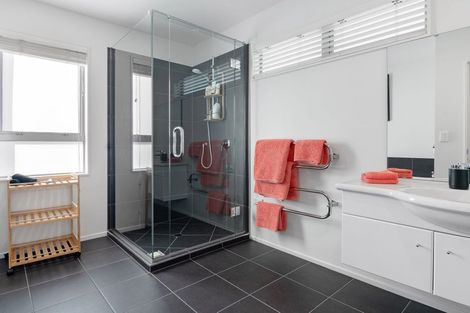 Photo of property in 13 Cheshire Place, Stoke, Nelson, 7011