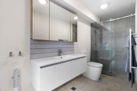 Photo of property in 35 Jack Hanley Drive, Jacks Point, Queenstown, 9371