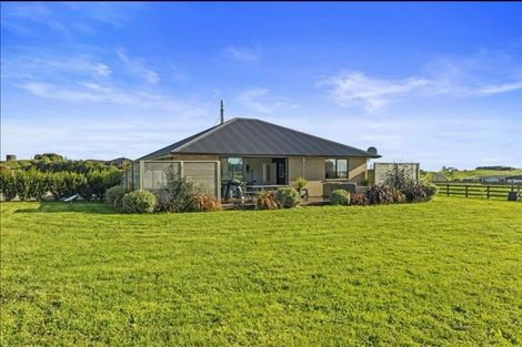 Photo of property in 10 Taumata Road, Pyes Pa, Tauranga, 3173