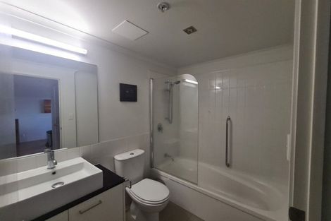 Photo of property in Algarve Apartments, 302/332 Maunganui Road, Mount Maunganui, 3116