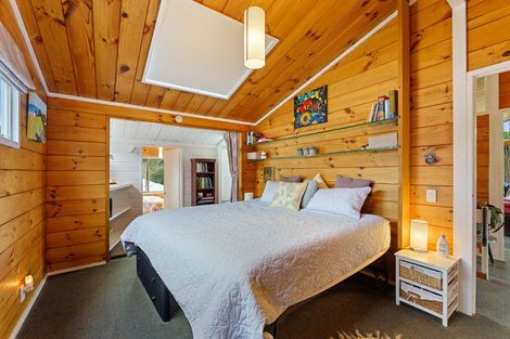 Photo of property in 31 Leinster Avenue, Raumati South, Paraparaumu, 5032