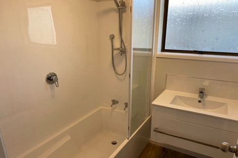 Photo of property in 1/10 Imogene Way, Half Moon Bay, Auckland, 2012