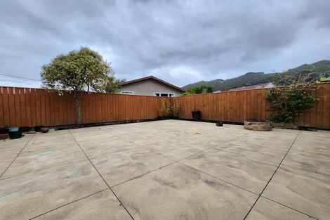 Photo of property in 10 Feist Street, Naenae, Lower Hutt, 5011