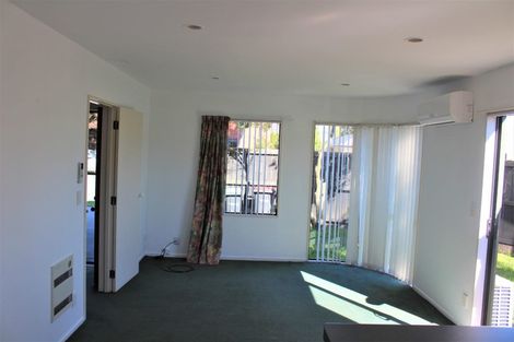 Photo of property in 74 Mandeville Street, Riccarton, Christchurch, 8011