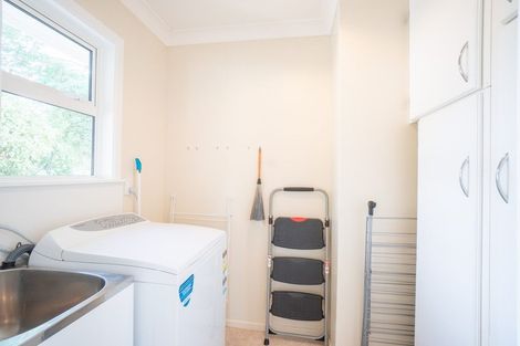 Photo of property in 12 Newcastle Street, Hokowhitu, Palmerston North, 4410