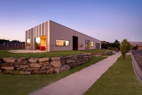 Photo of property in 6 Pounamu Avenue, Albert Town, Wanaka, 9305