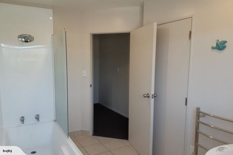 Photo of property in 4/8 Waldie Grove, Avalon, Lower Hutt, 5011