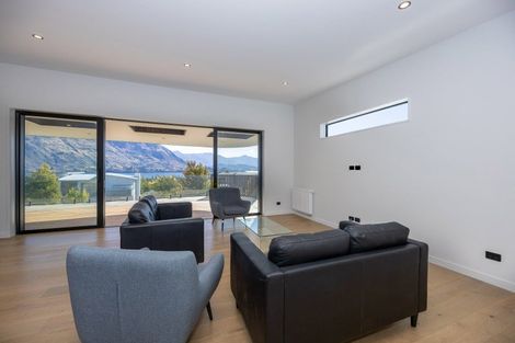 Photo of property in 11 Clearview Street, Wanaka, 9305