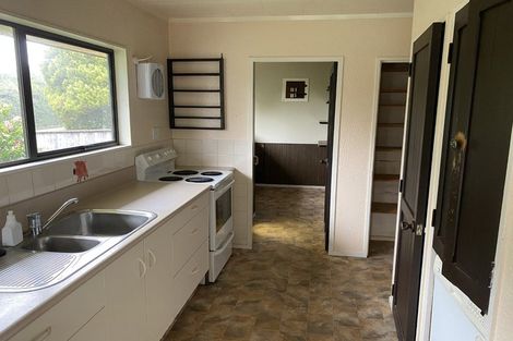 Photo of property in 2 Lynwood Place, Brookfield, Tauranga, 3110