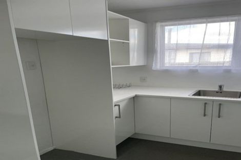 Photo of property in 27 Yearsley Place, Manurewa, Auckland, 2102