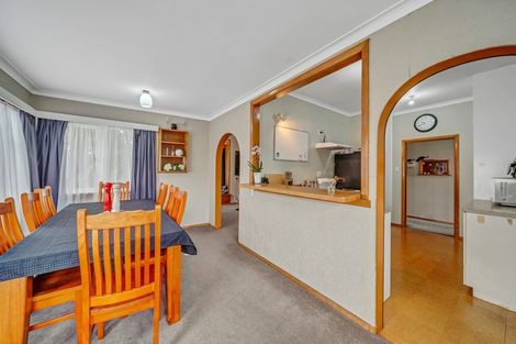 Photo of property in 4 Goodson Place, Hawera, 4610