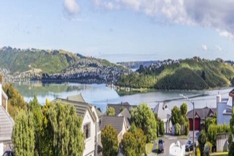 Photo of property in 8 Dornoch Place, Papakowhai, Porirua, 5024