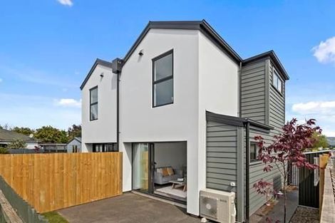 Photo of property in 17b Cross Street, Phillipstown, Christchurch, 8011