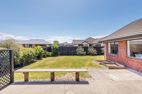 Photo of property in 4 Nevada Way, Kelvin Grove, Palmerston North, 4414