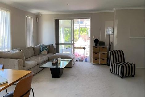Photo of property in 4 Alloway Street, Westgate, Auckland, 0614